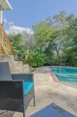 Leafmore Ct Pool
