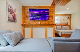 49th St Unit B
