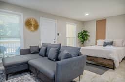 49th St Unit C