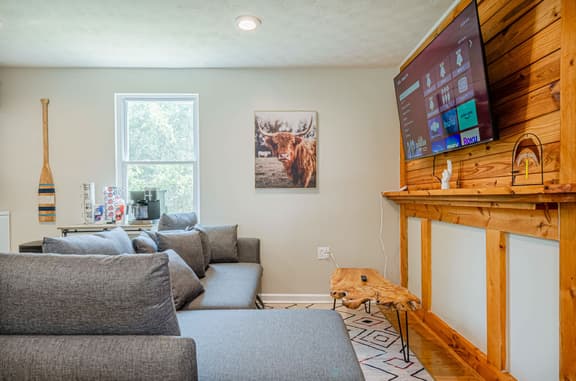 49th St Unit B