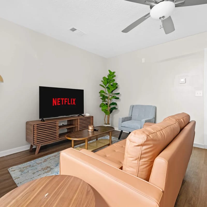 Stylish Midtown 1BR Retreat Near Fort Moore
